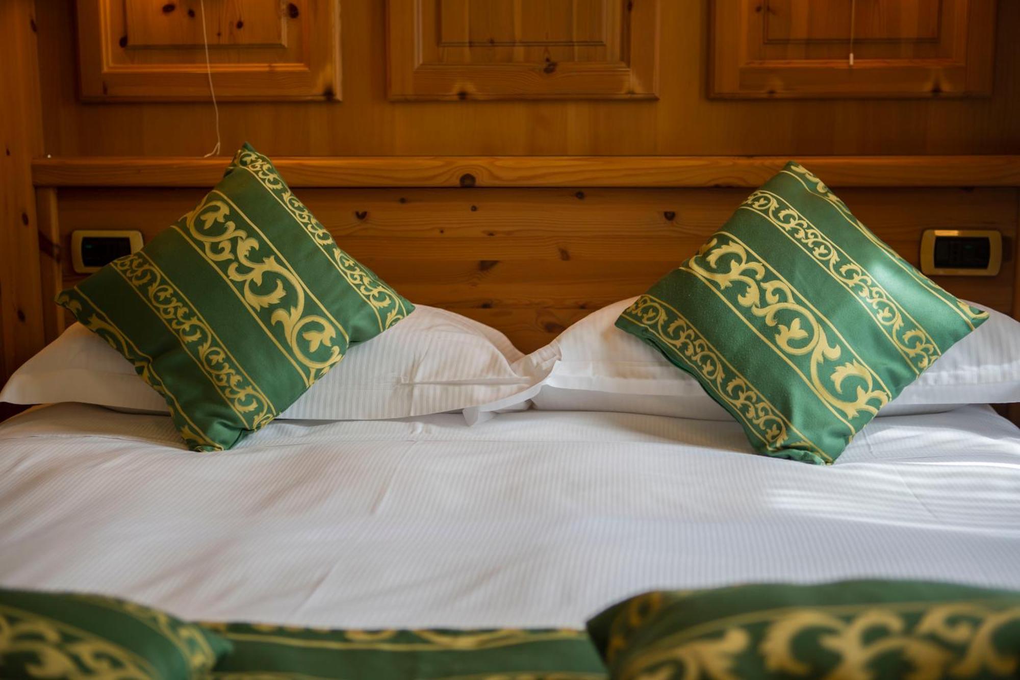 אגורדו Hotel Villa Imperina מראה חיצוני תמונה