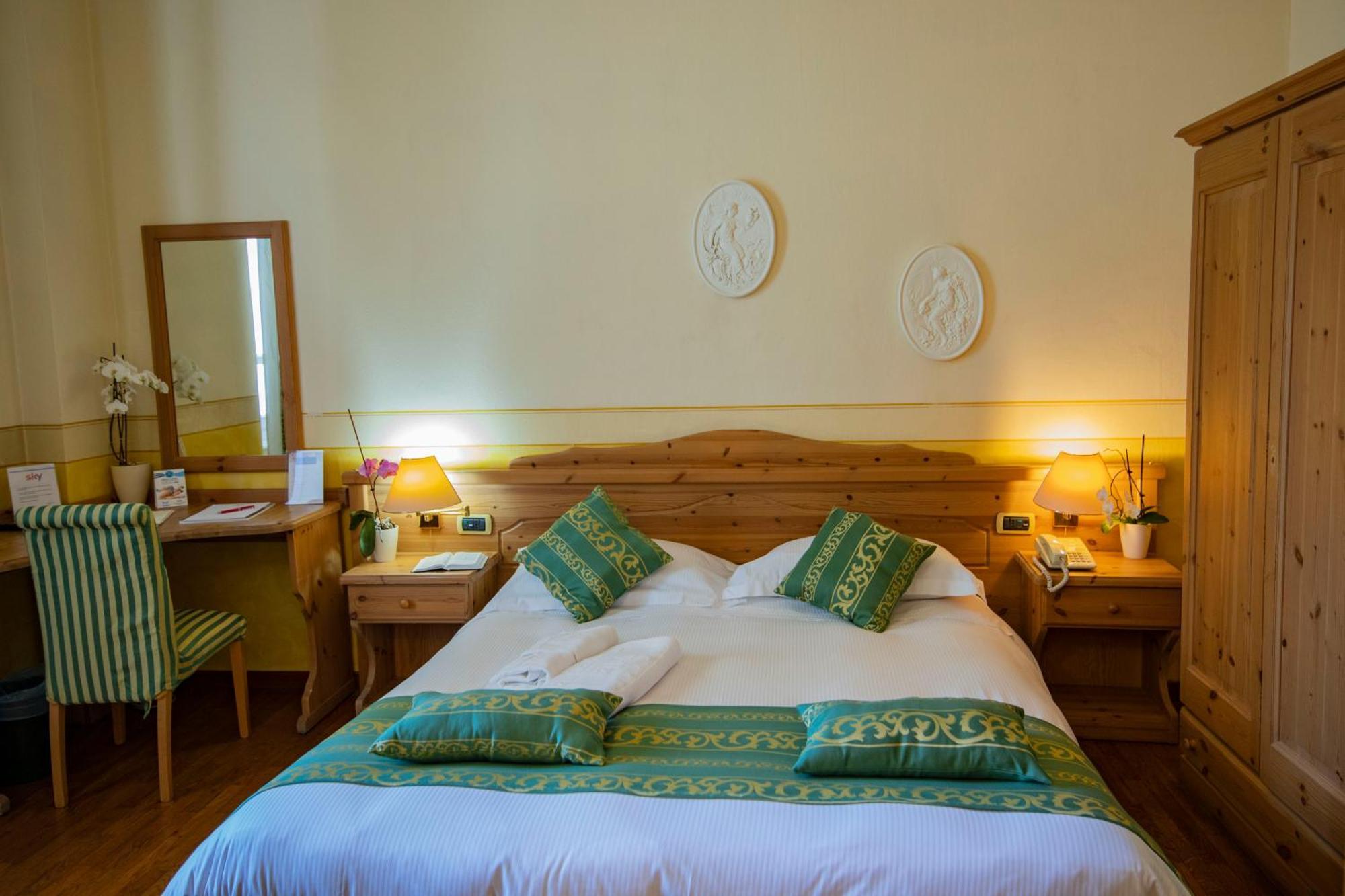 אגורדו Hotel Villa Imperina מראה חיצוני תמונה