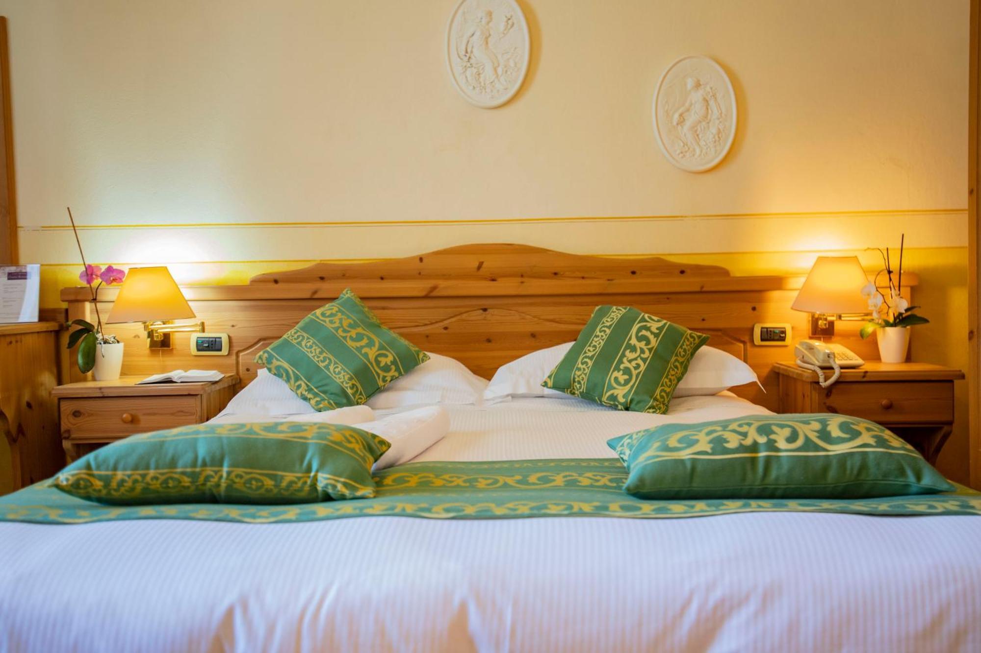 אגורדו Hotel Villa Imperina מראה חיצוני תמונה